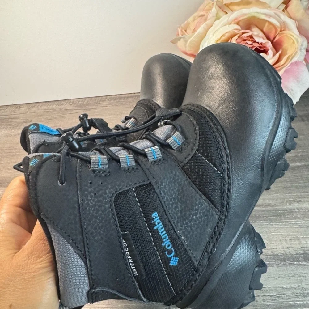 Columbia Rope Tow III Waterproof snow boots toddler 11 EUC